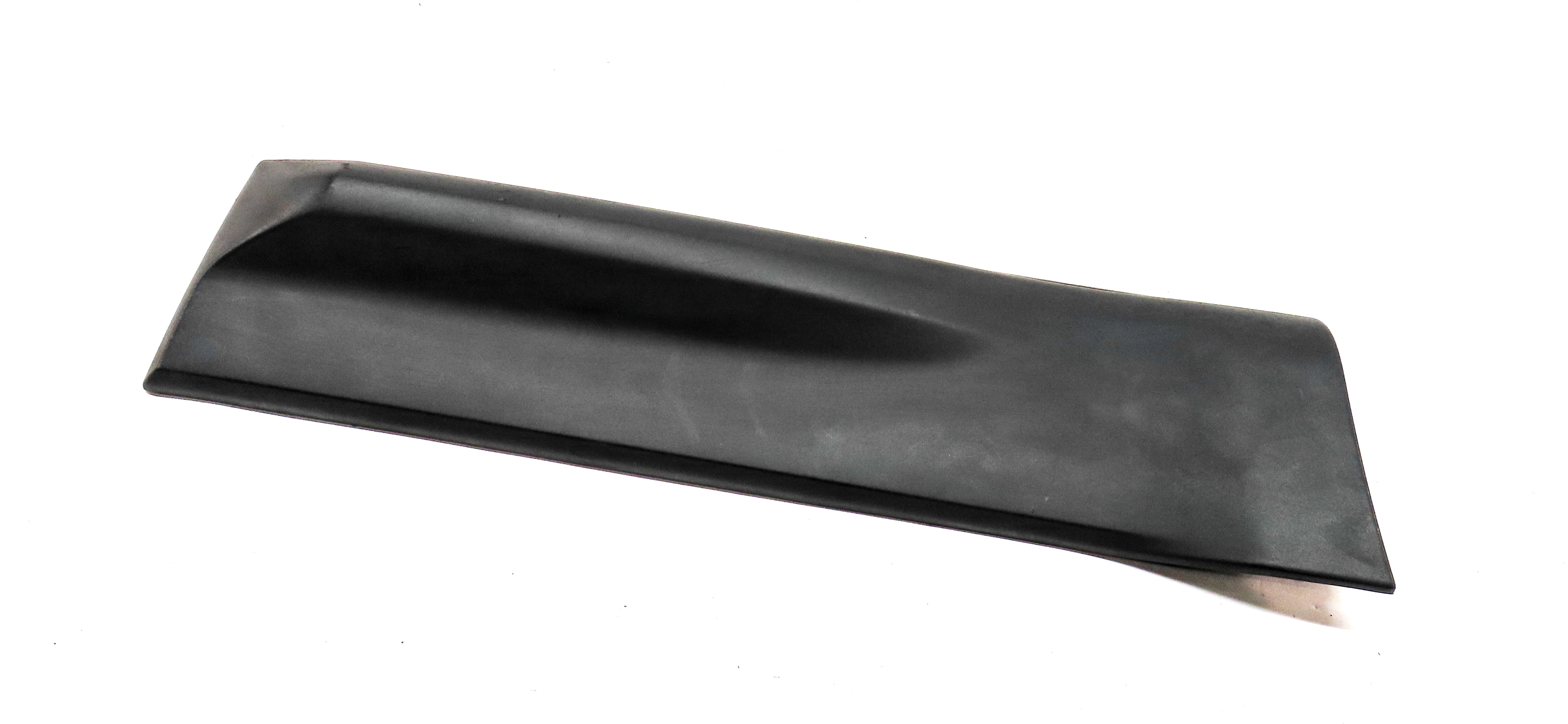 2006 RANGE ROVER SPORT (L320) REAR RIGHT DOOR LOWER MOULDING RUNNER TRIM — exact item pictured